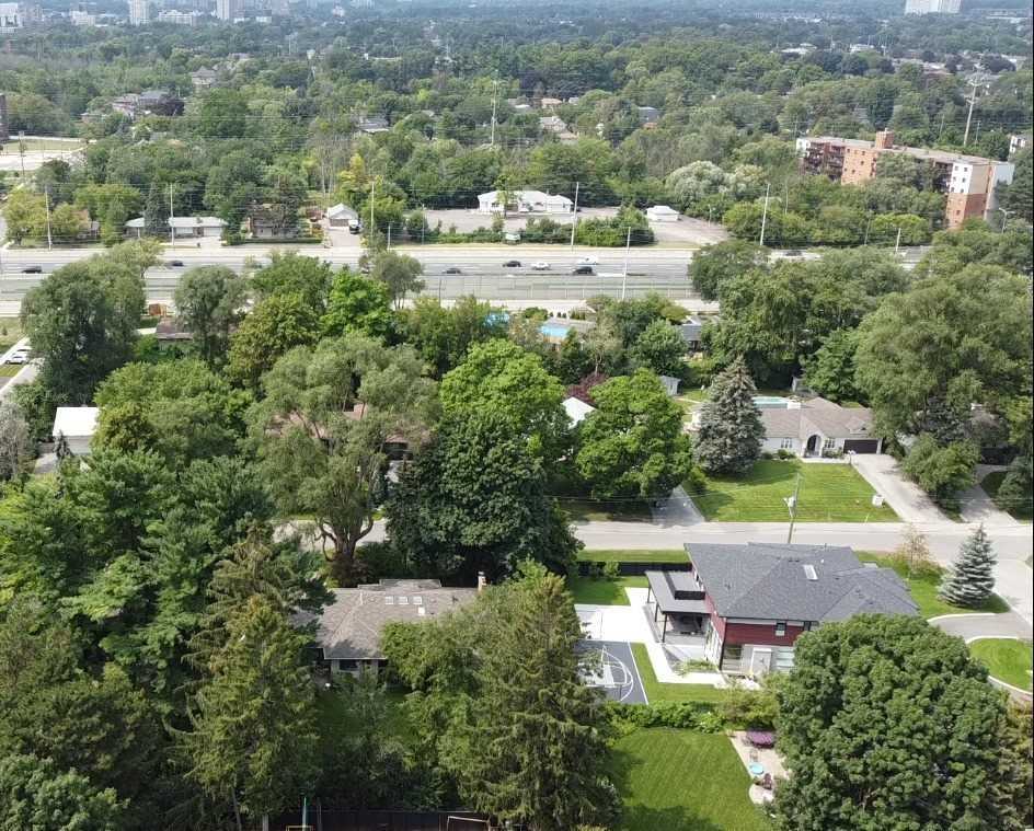 215 Briarhill Dr