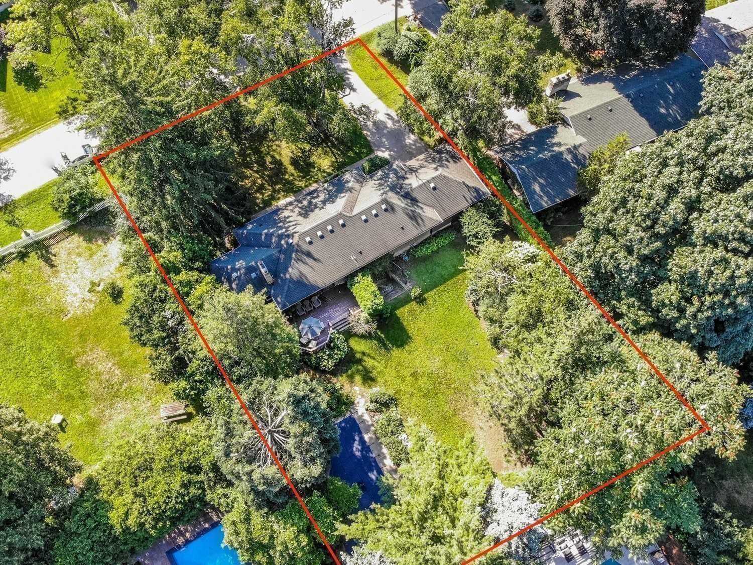 215 Briarhill Dr
