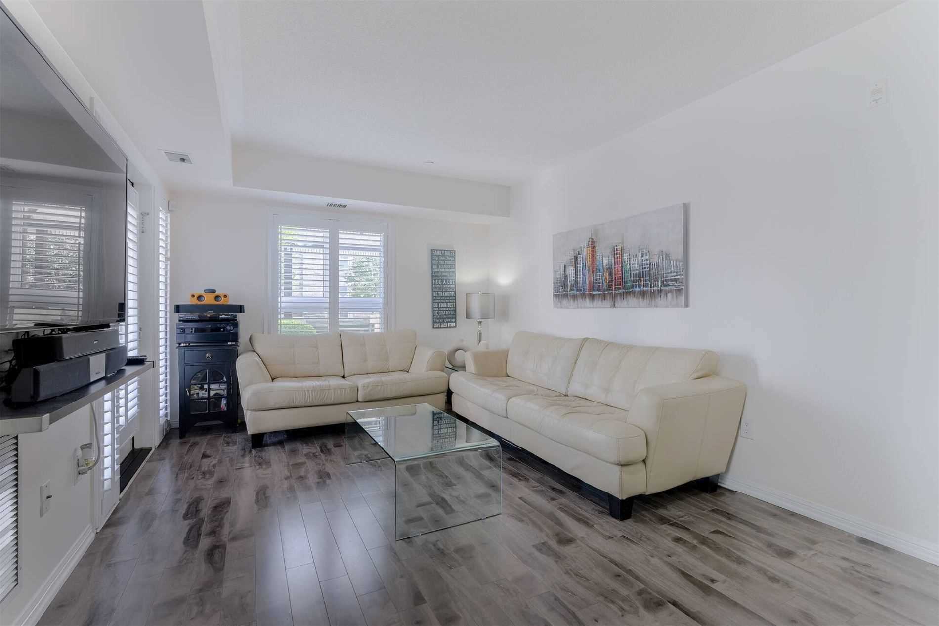 Listing W5366887 - Large Photo # 11