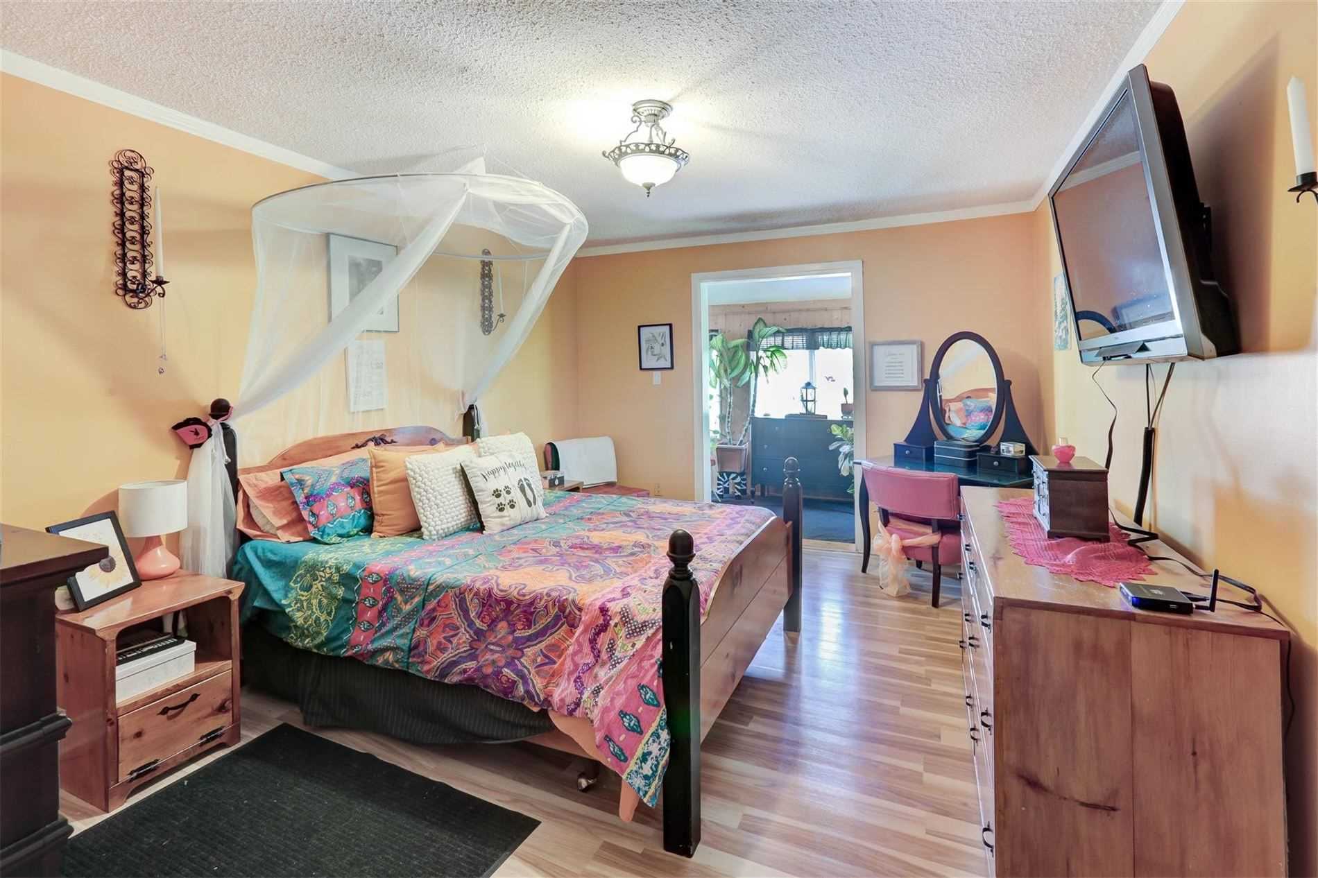Listing W5372516 - Large Photo # 12