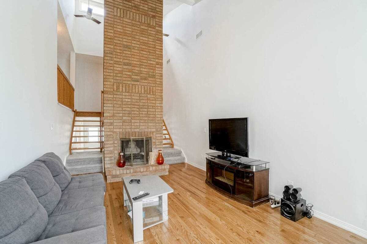 7 Keily Cres