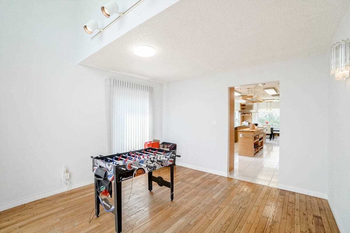 7 Keily Cres