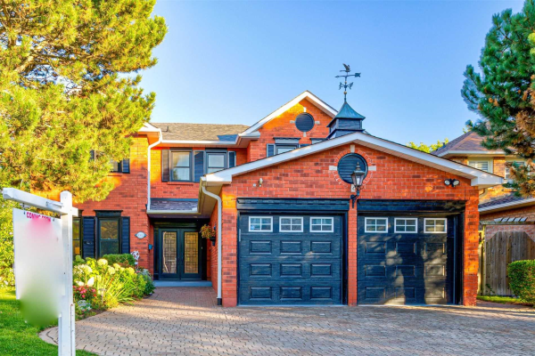 1332 Old English Lane, Oakville