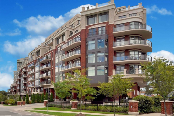9 Burnhamthorpe Cres, Toronto