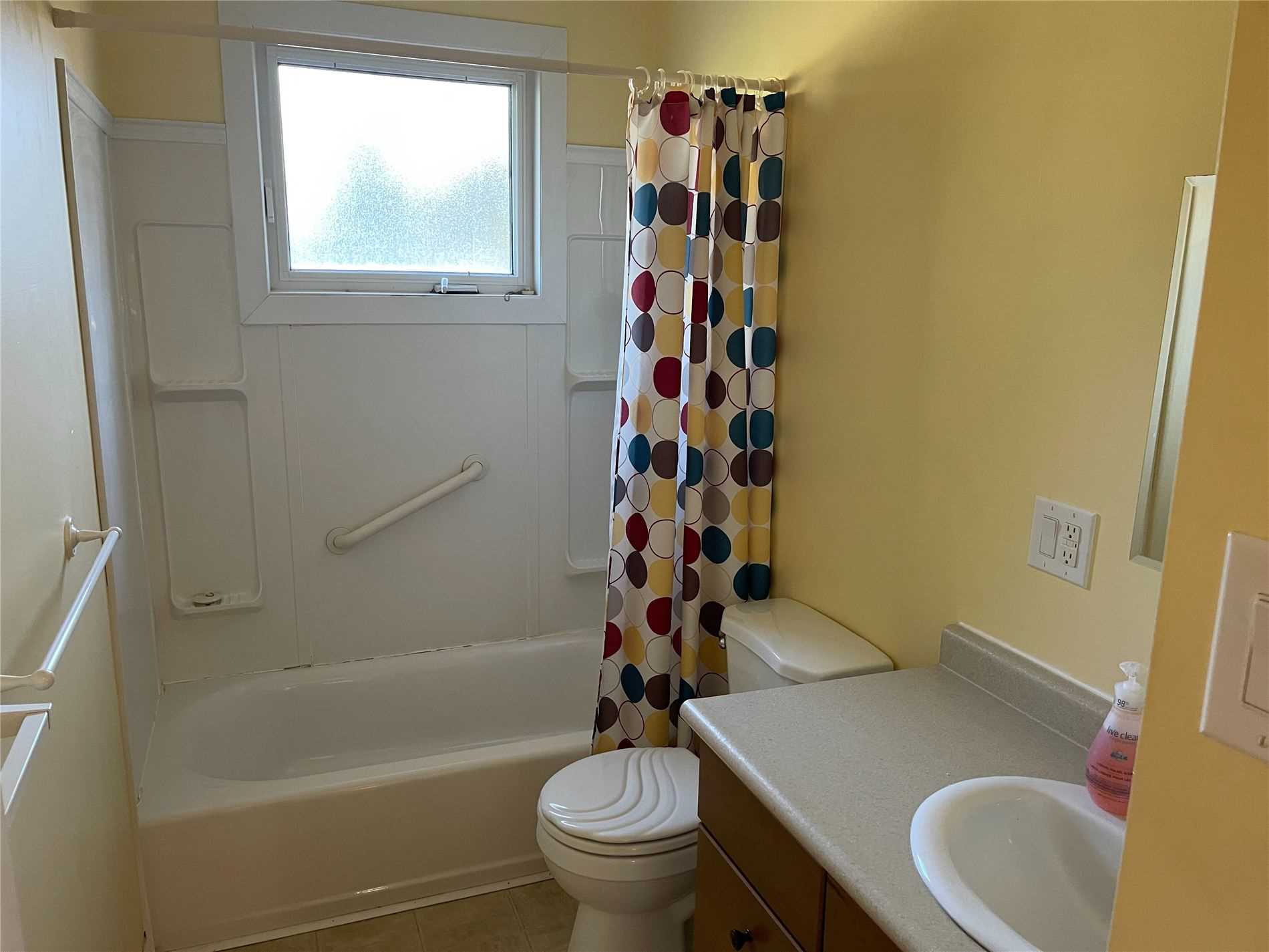 58 Parkview Dr