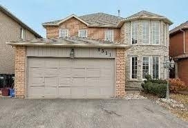 1511 Astrella Cres