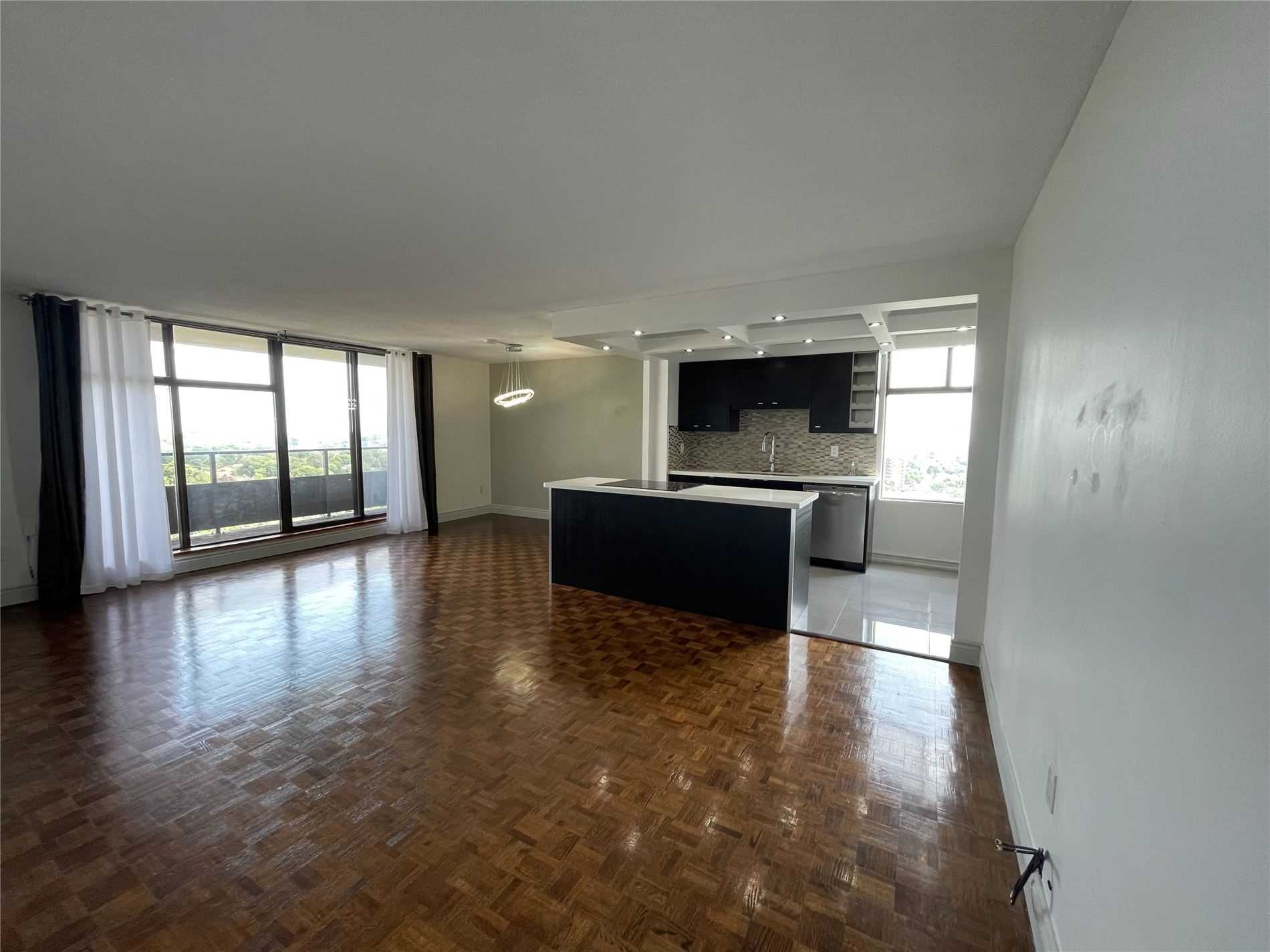 Listing W5379997 - Large Photo # 19