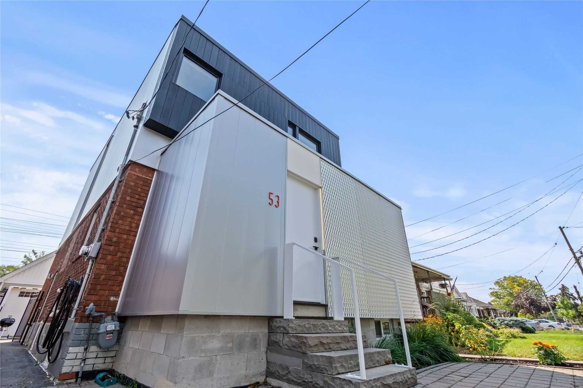 53 Foxwell St