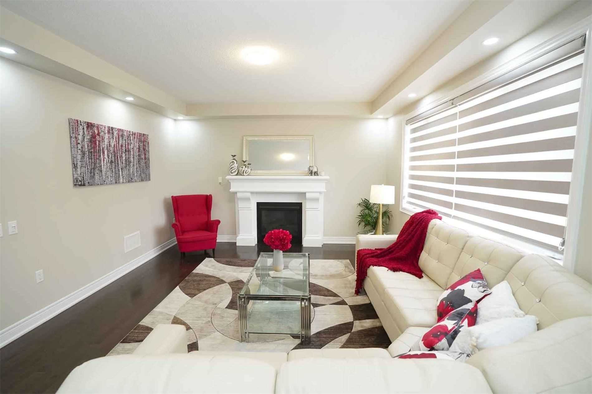 42 Brookwater Cres