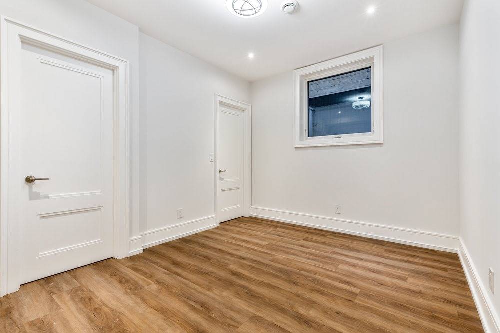 92 Mervyn Ave