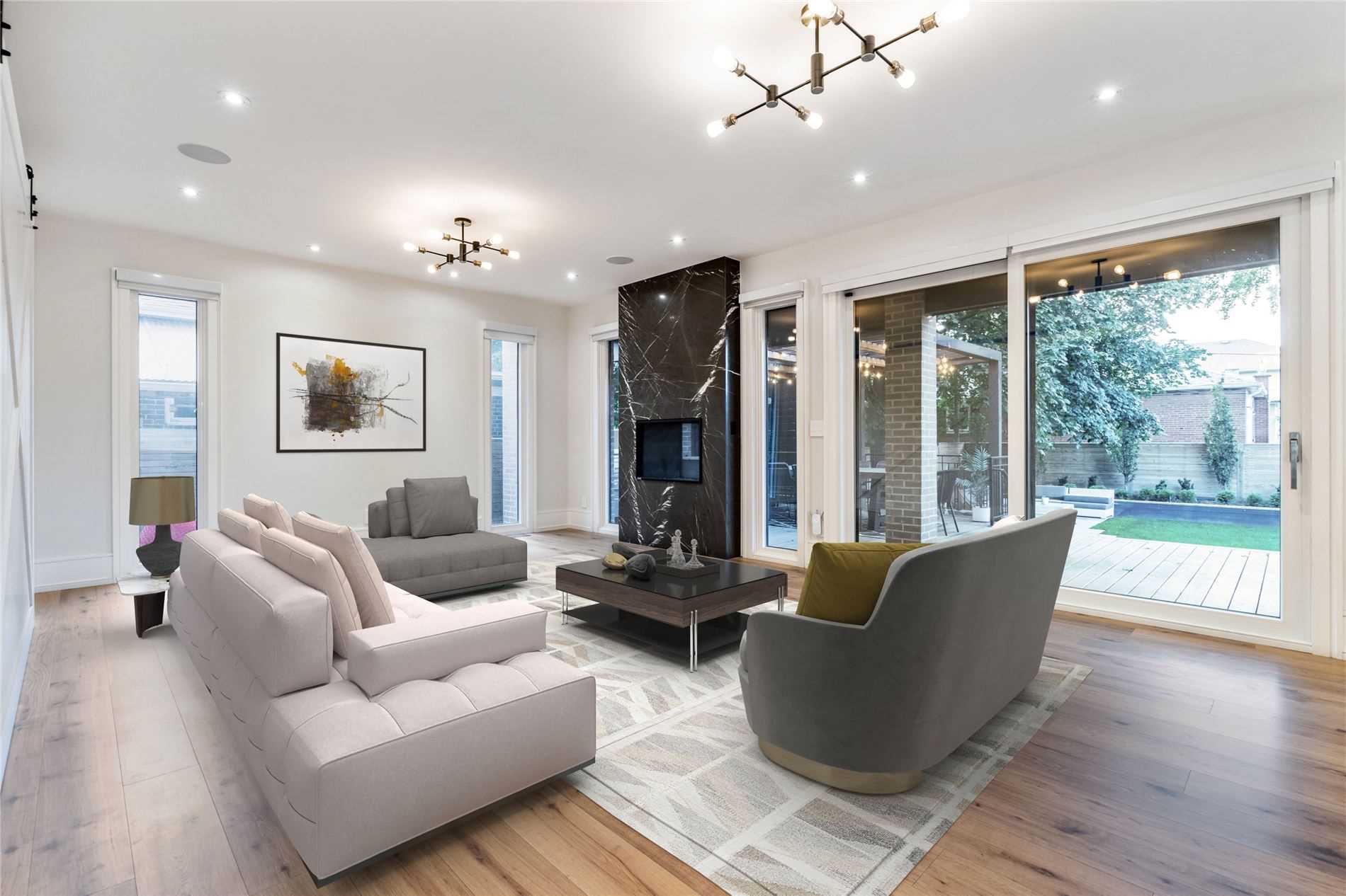 92 Mervyn Ave