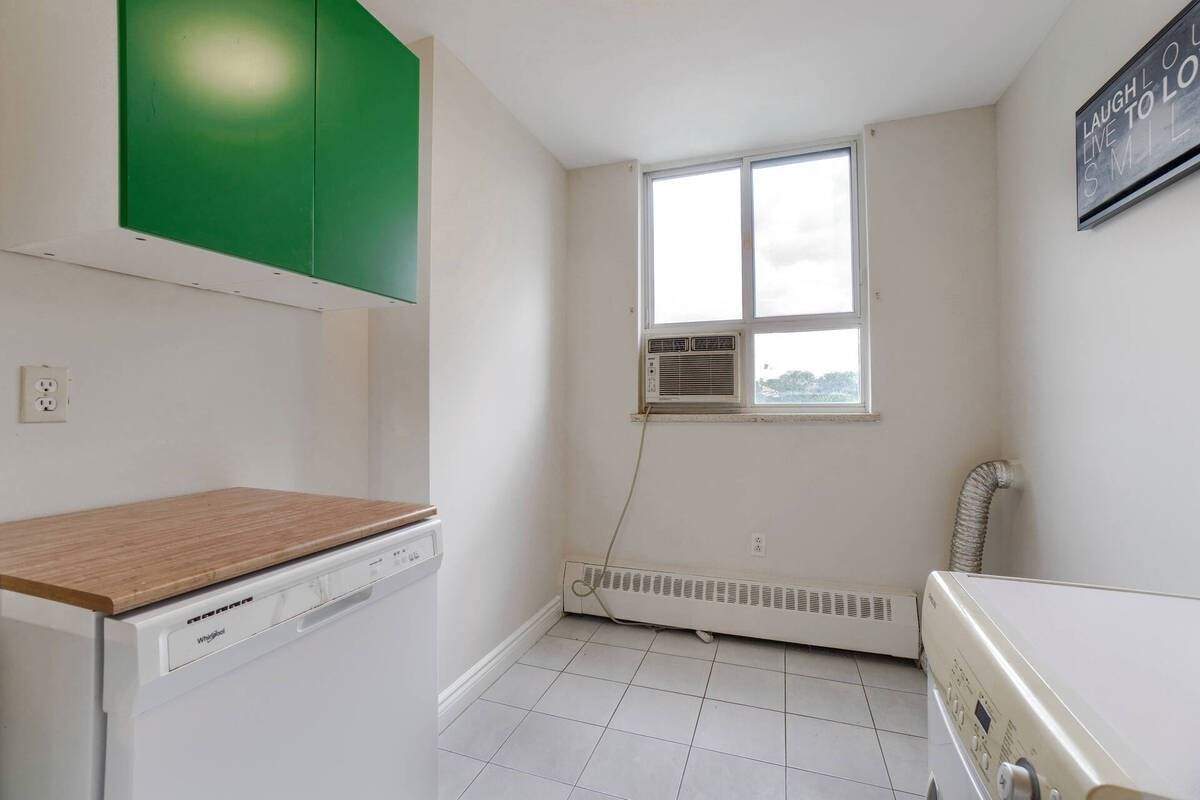 1625 Bloor St E, #515