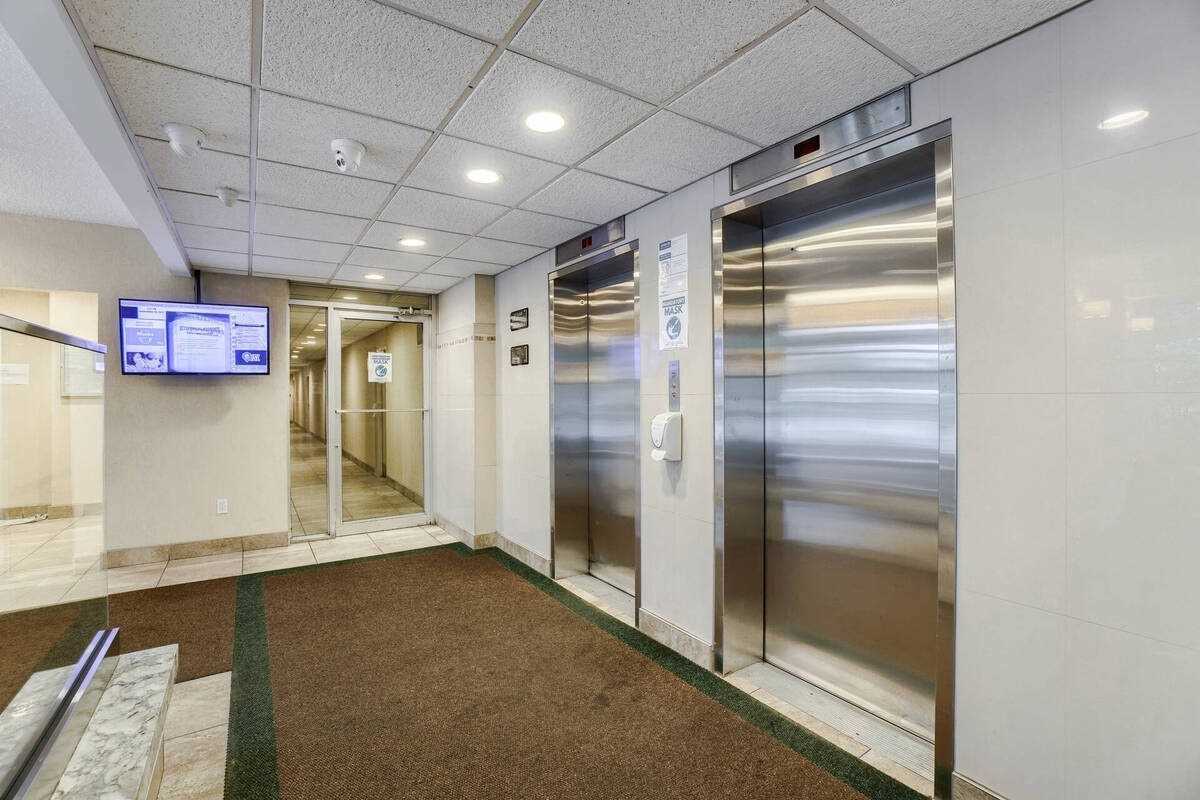 1625 Bloor St E, #515