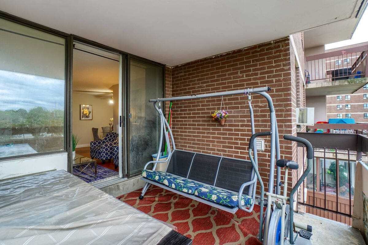 1625 Bloor St E, #515