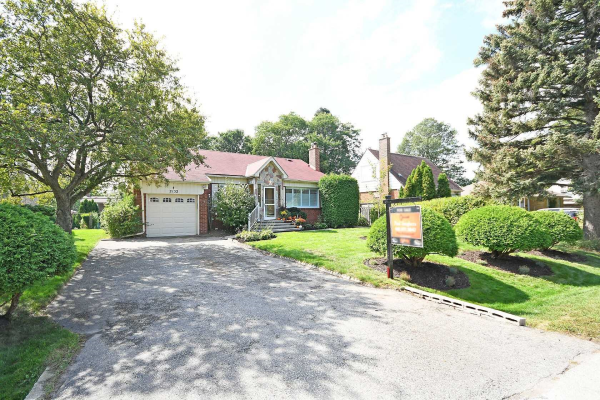 2152 Wedgewood Rd, Mississauga