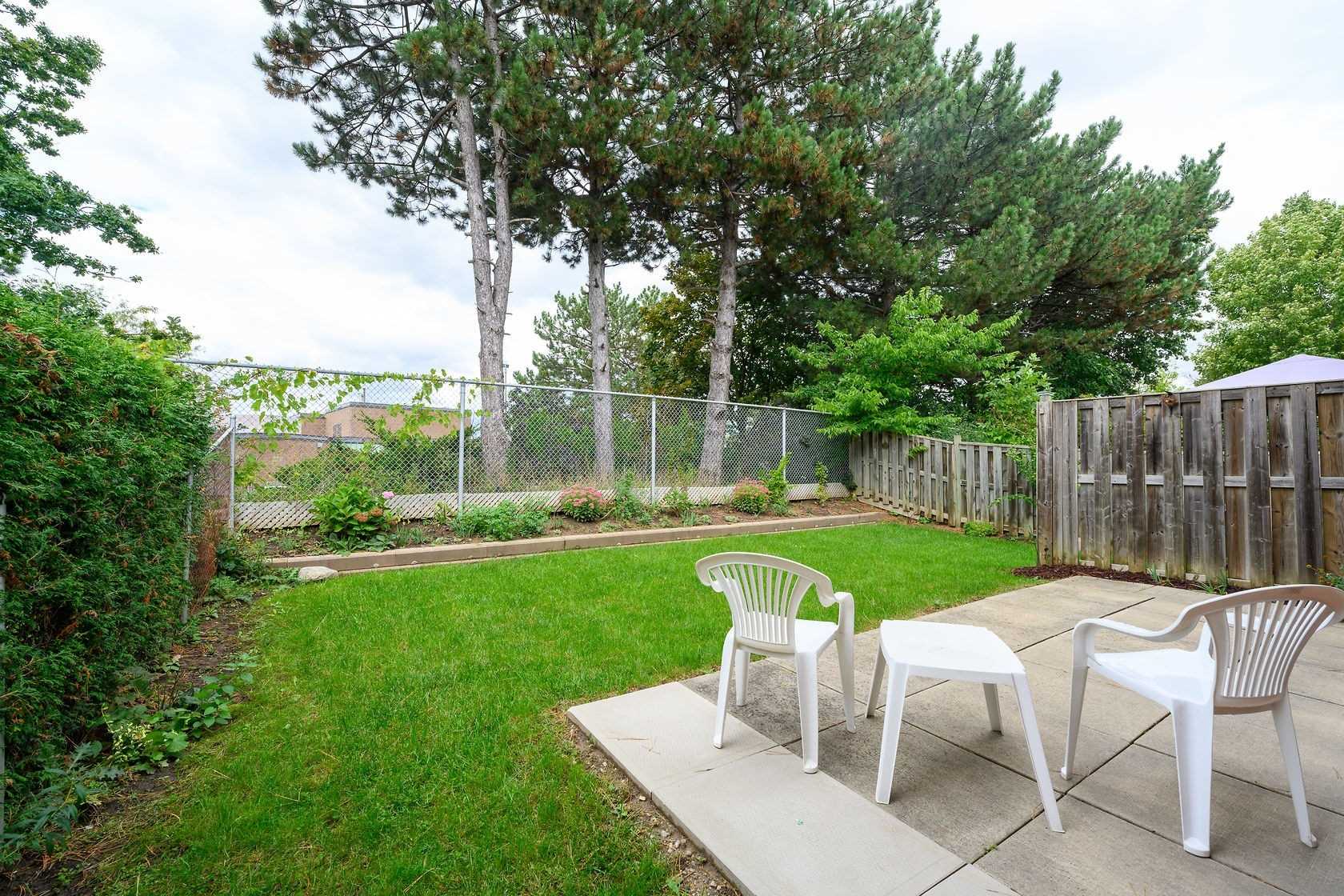 6 Peggy Crt