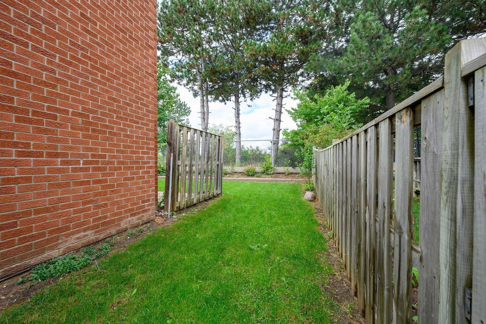6 Peggy Crt