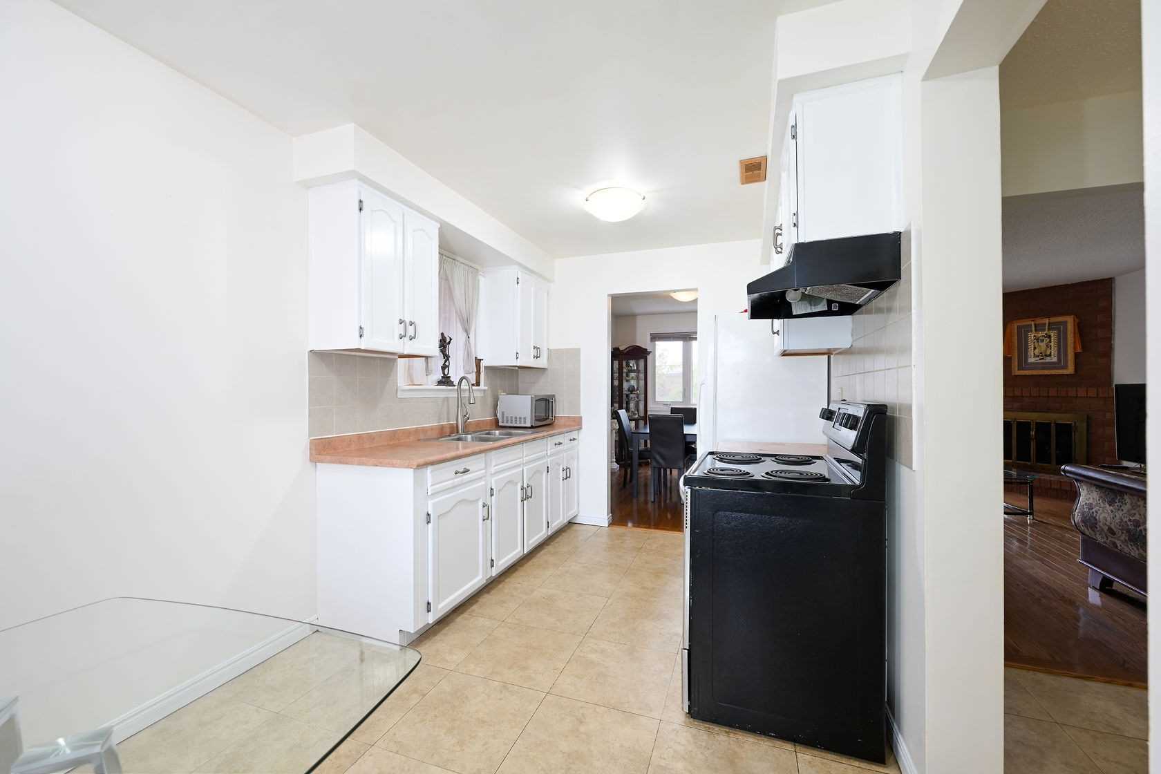 6 Peggy Crt