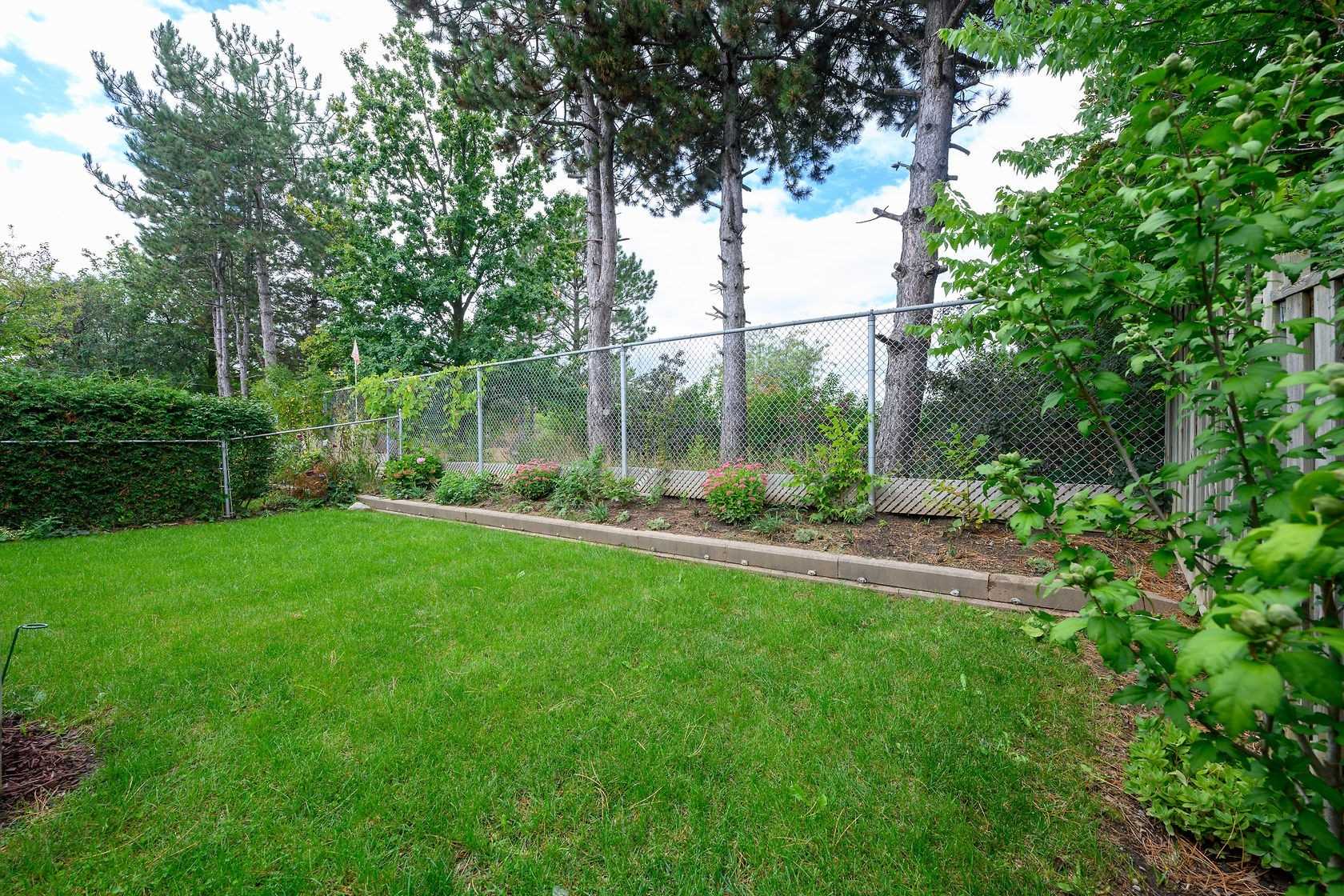 6 Peggy Crt