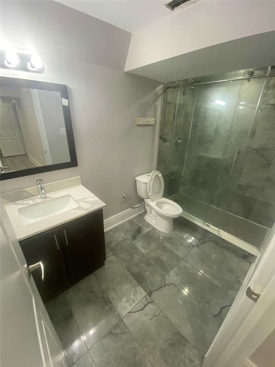 212 Valleyway Dr