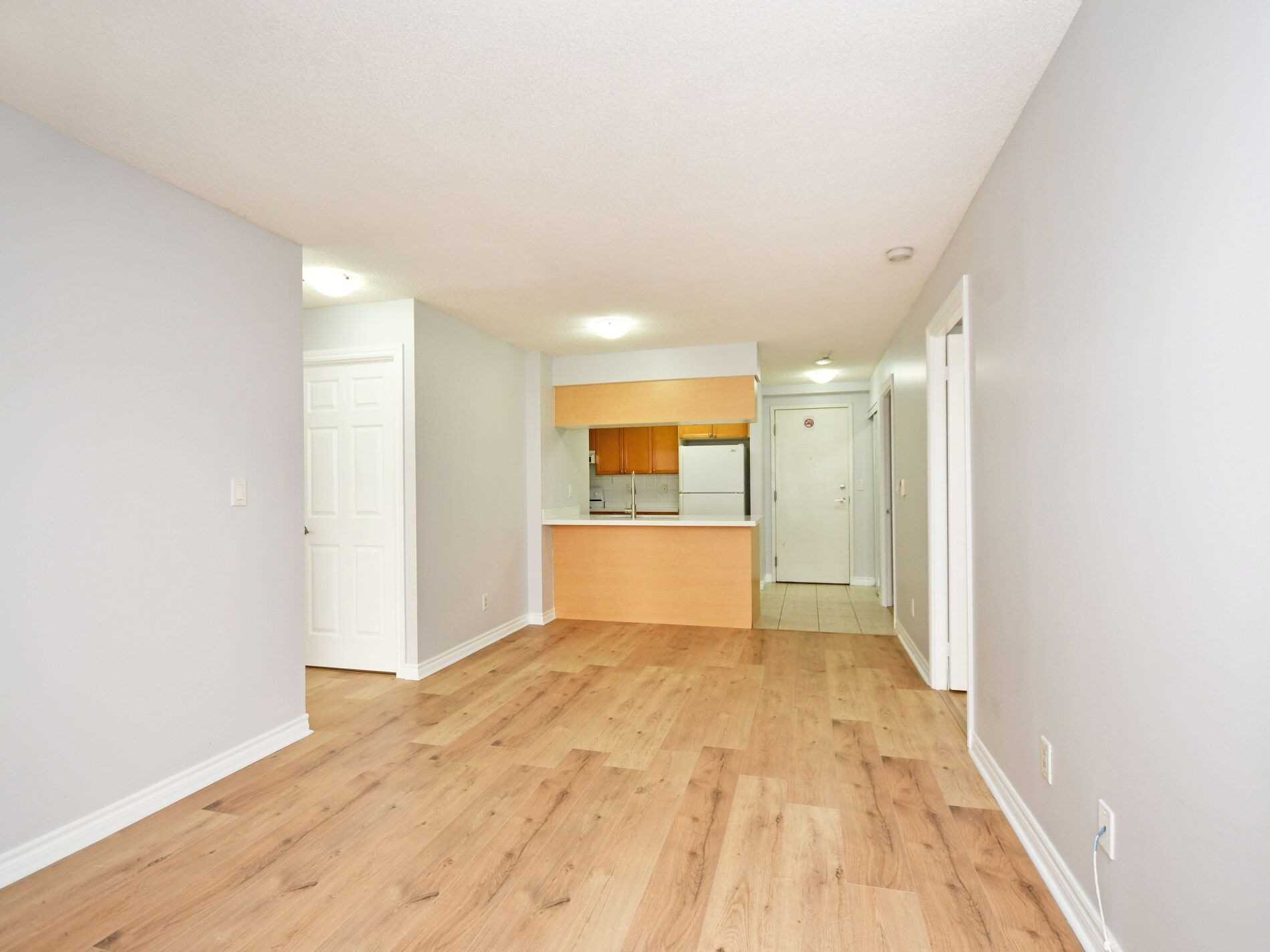 3888 Duke Of York Blvd, #1622