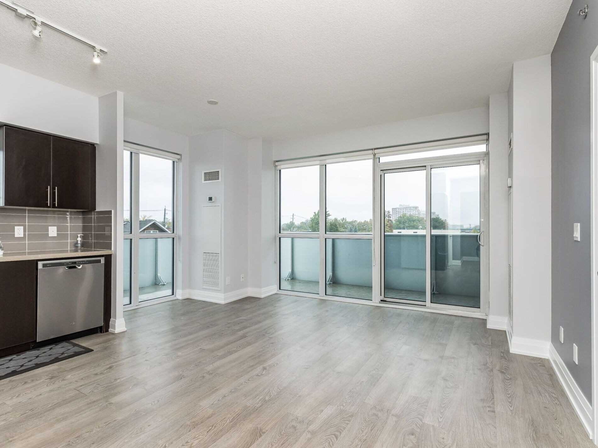 65 Speers Rd, #203