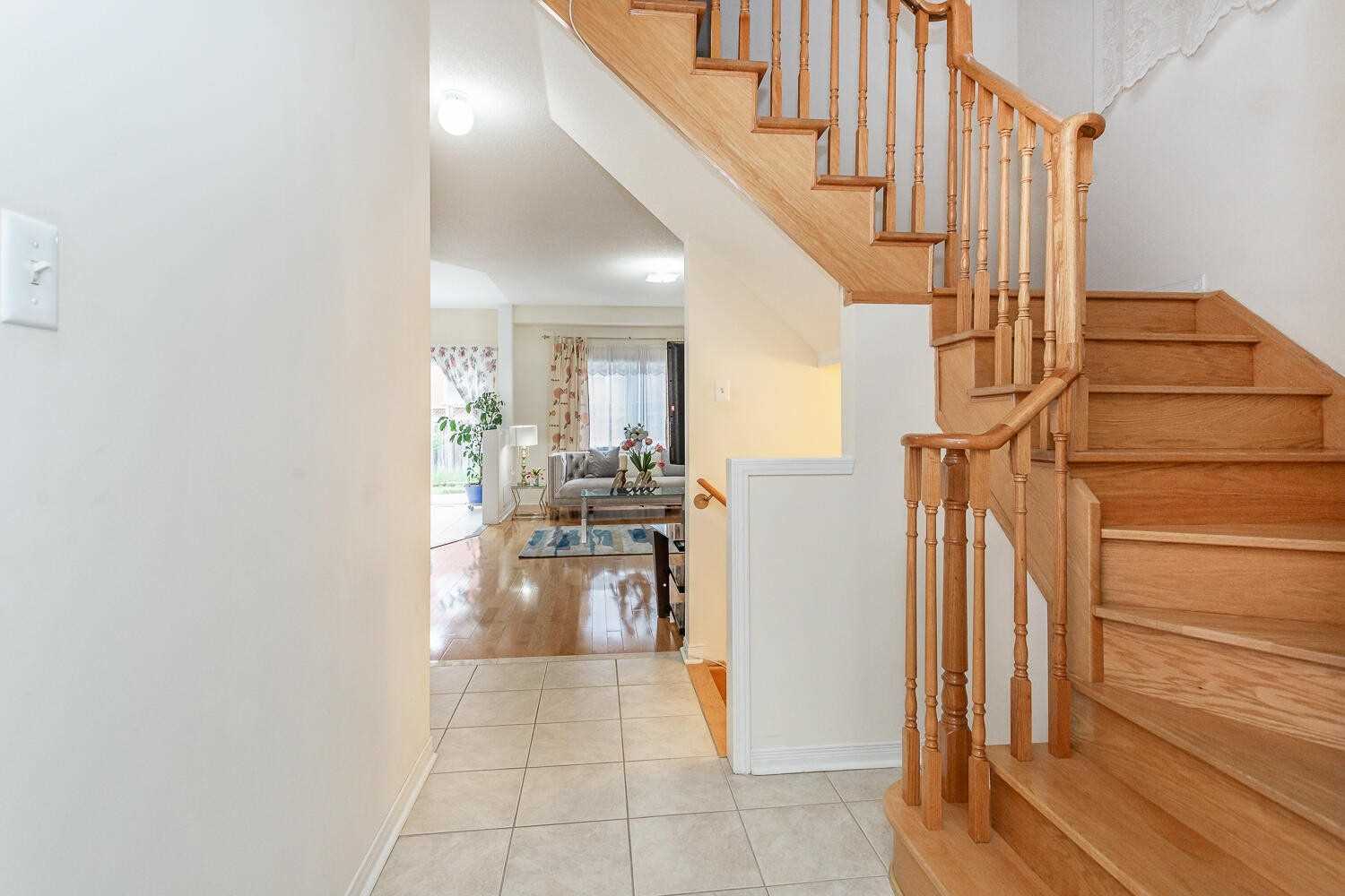 Listing W5396883 - Large Photo # 4