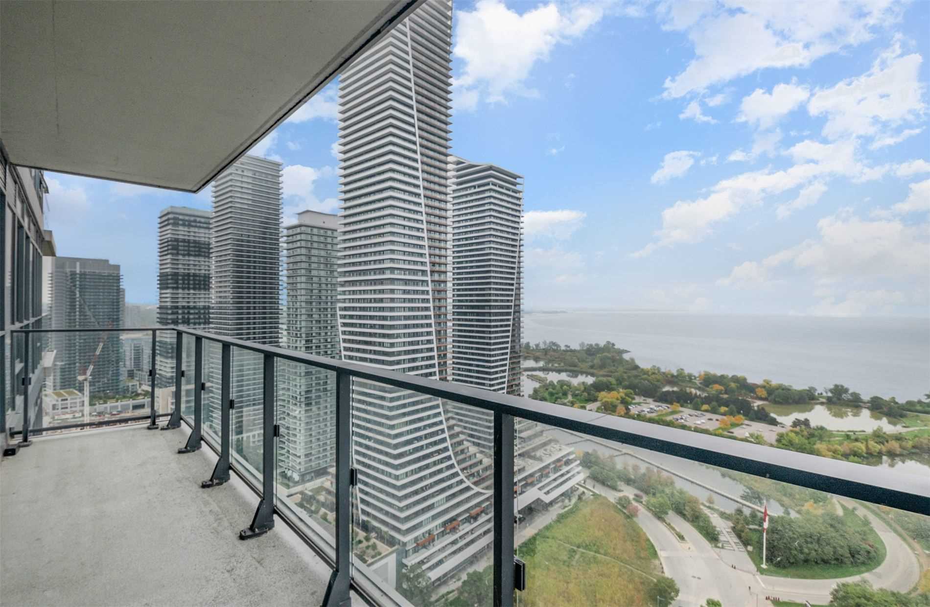 2200 Lake Shore Blvd W, #3710