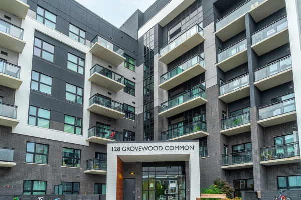 128 Grovewood Common St, Oakville