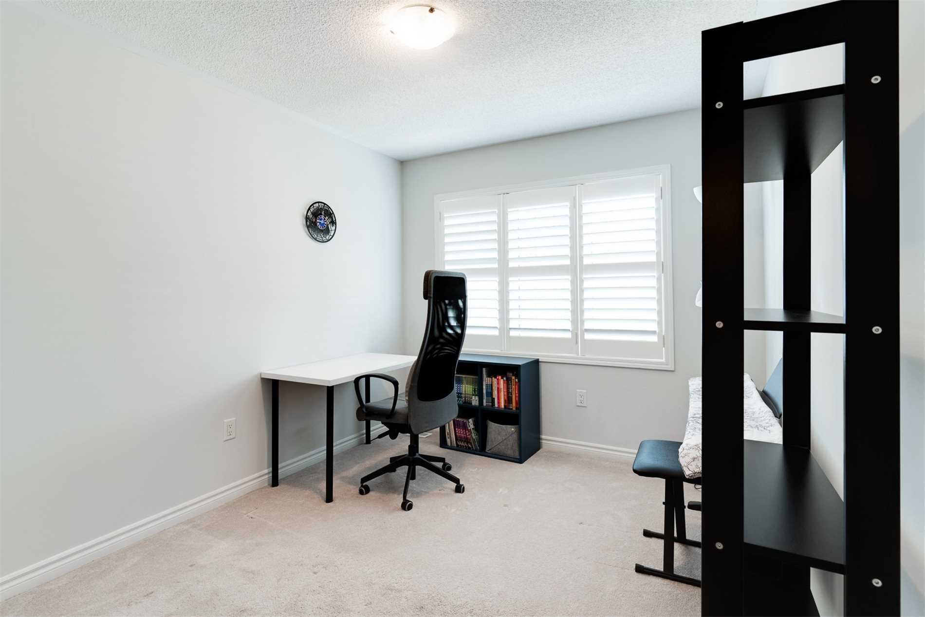 313 Gooding Cres
