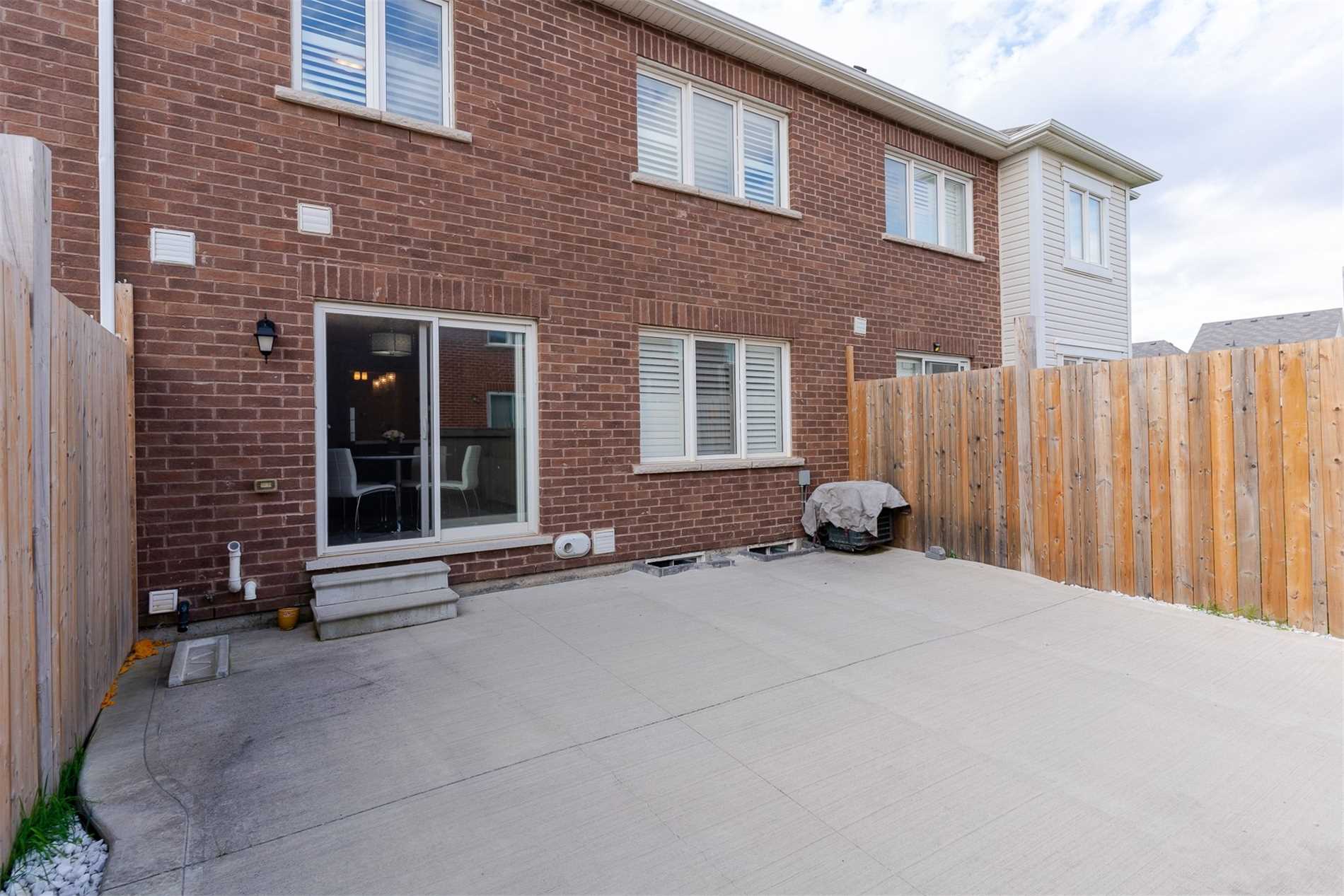 313 Gooding Cres