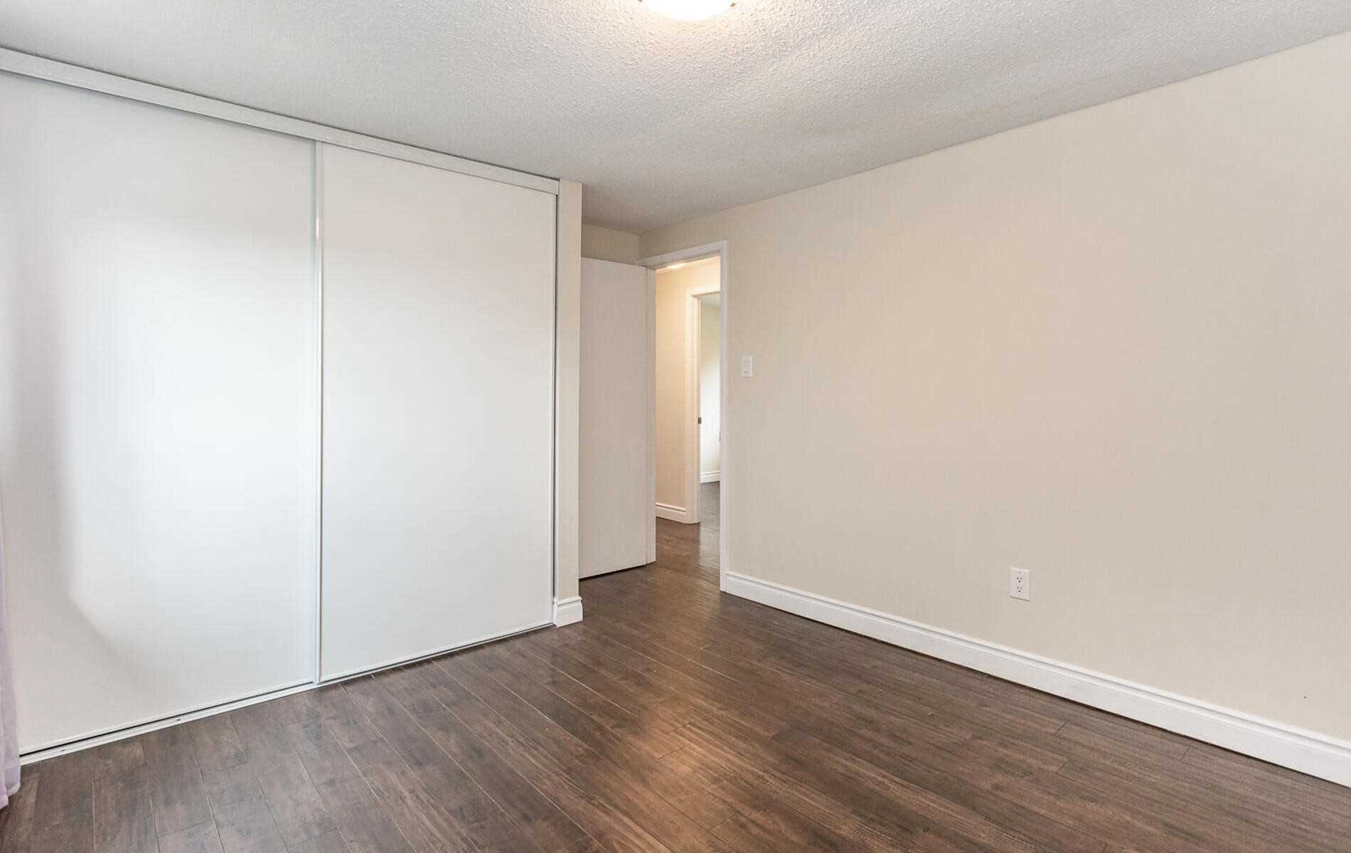 28 Storey Dr