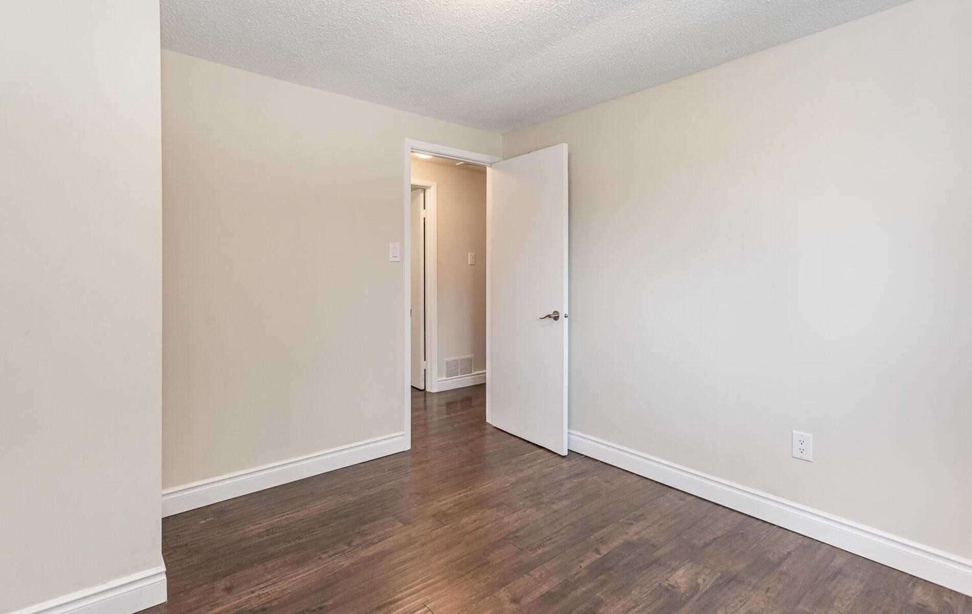 28 Storey Dr