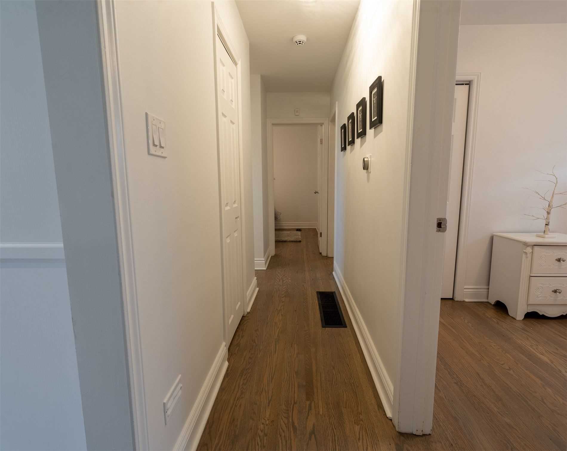 401 Dorchester Cres