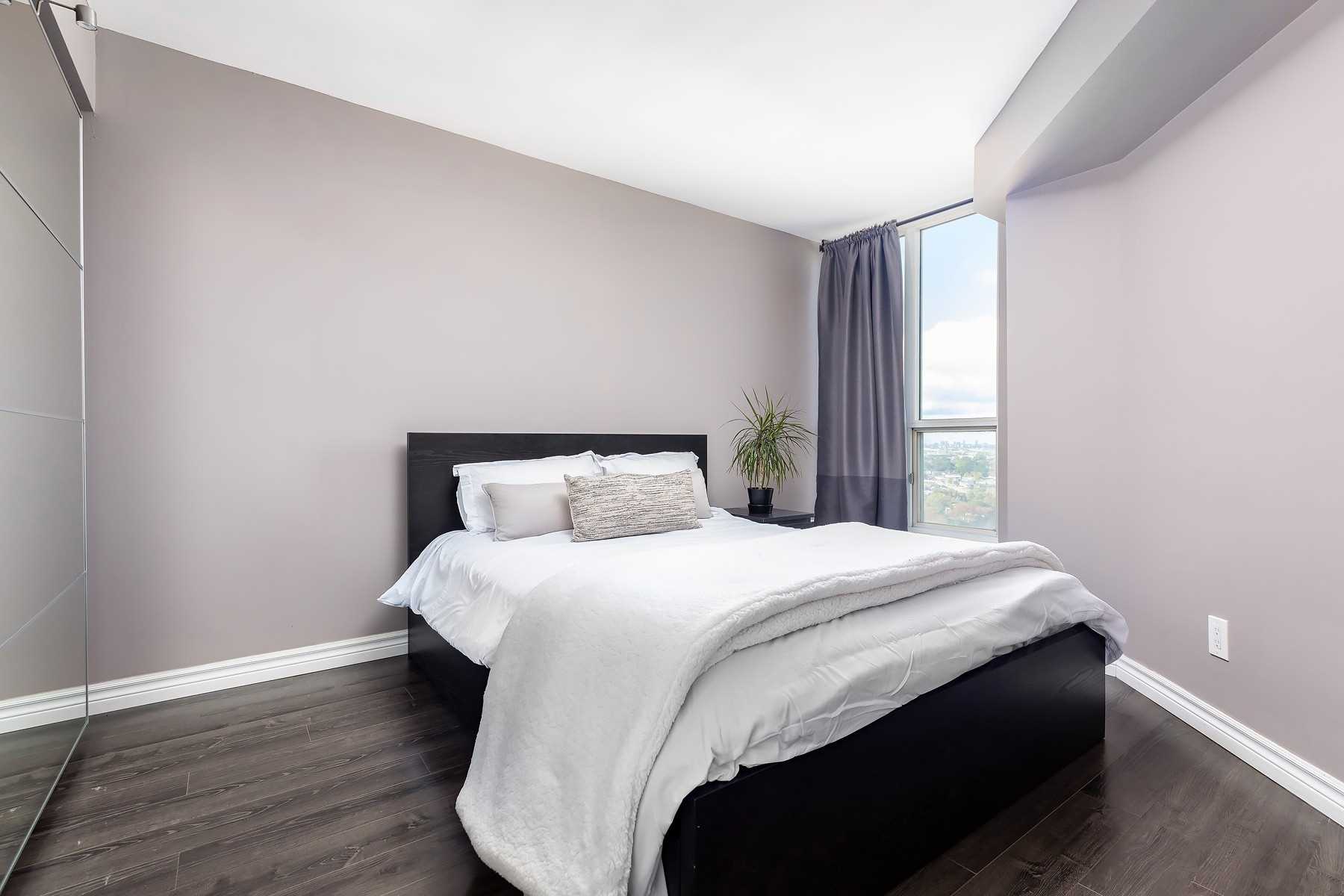 2285 Lakeshore Blvd W, #2309