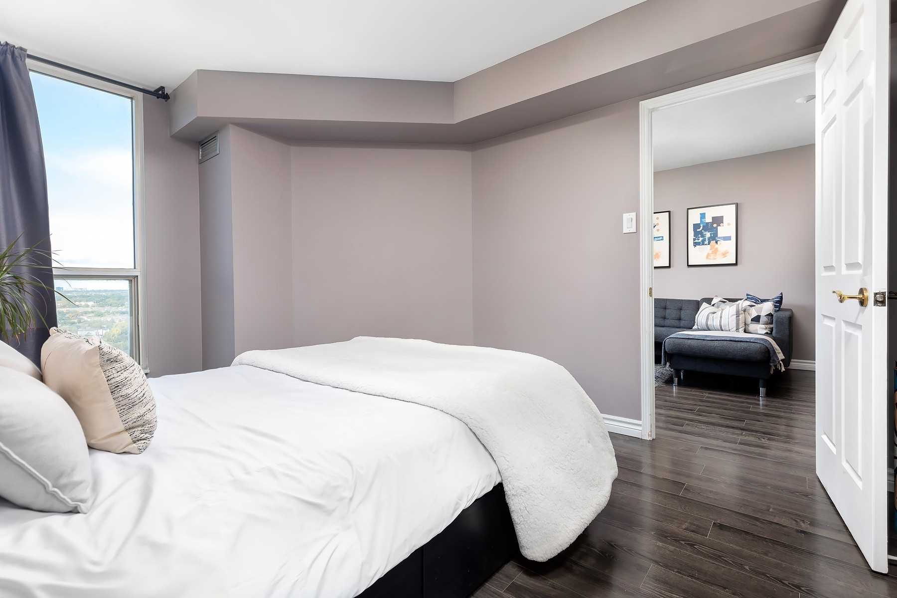 2285 Lakeshore Blvd W, #2309