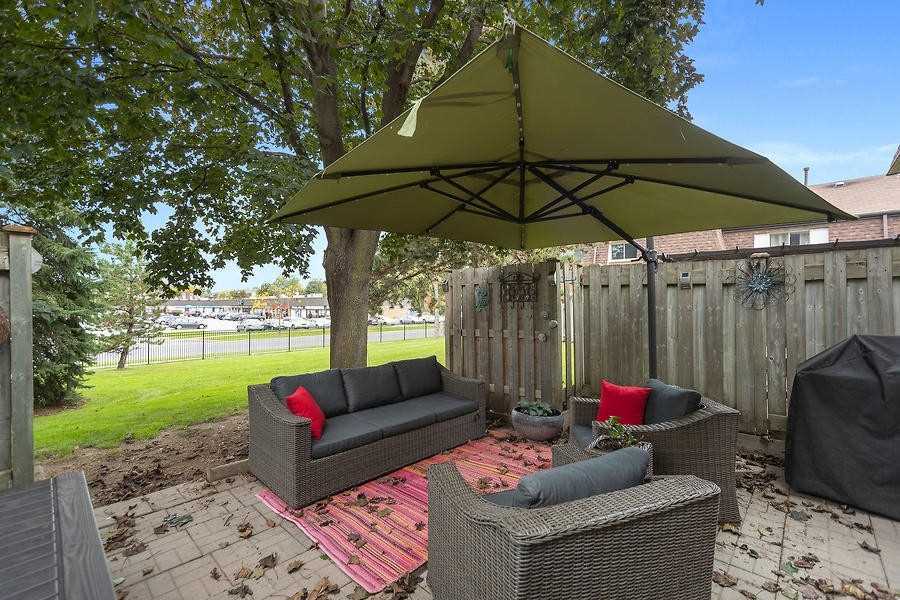371 Bronte St S, #45