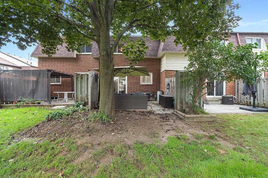 371 Bronte St S, #45