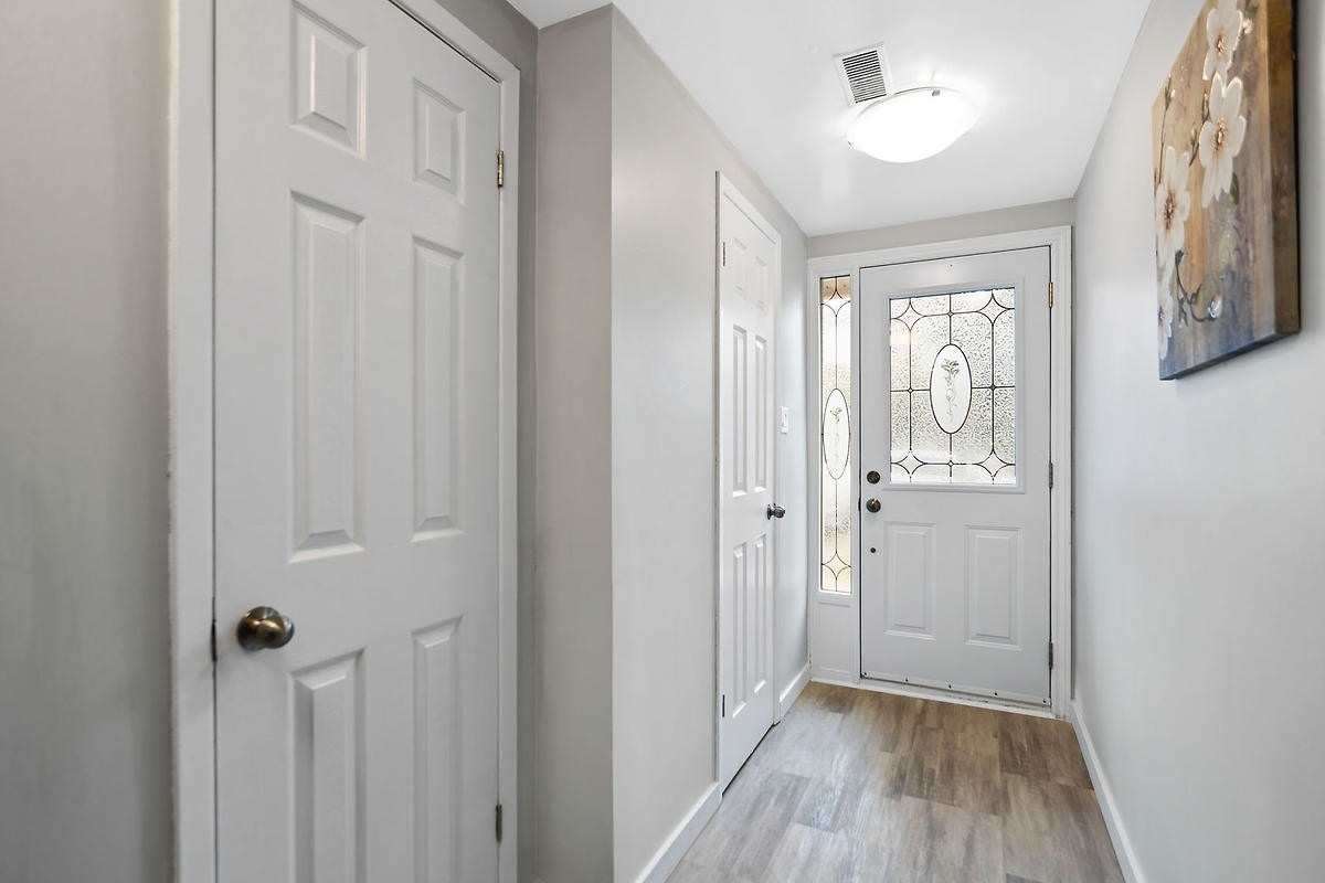 371 Bronte St S, #45