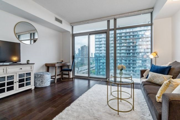 103 The Queensway, Toronto