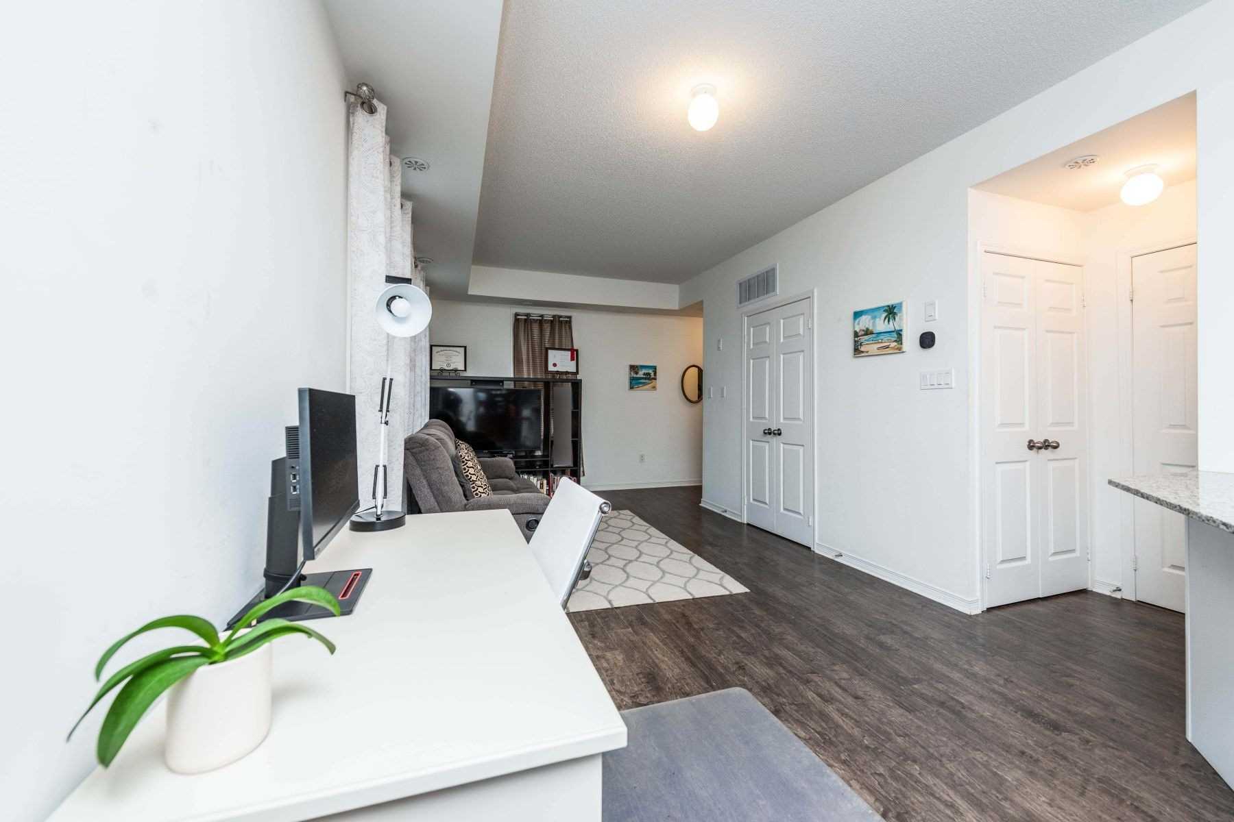 180 Howden Blvd, #10