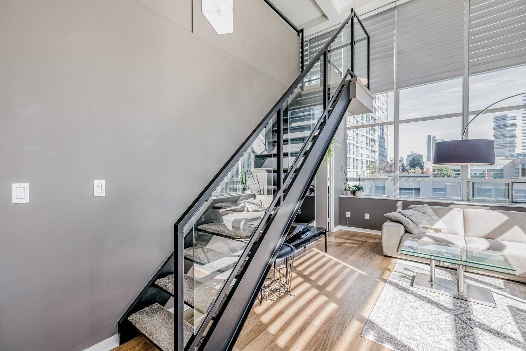 300 Manitoba St, #309