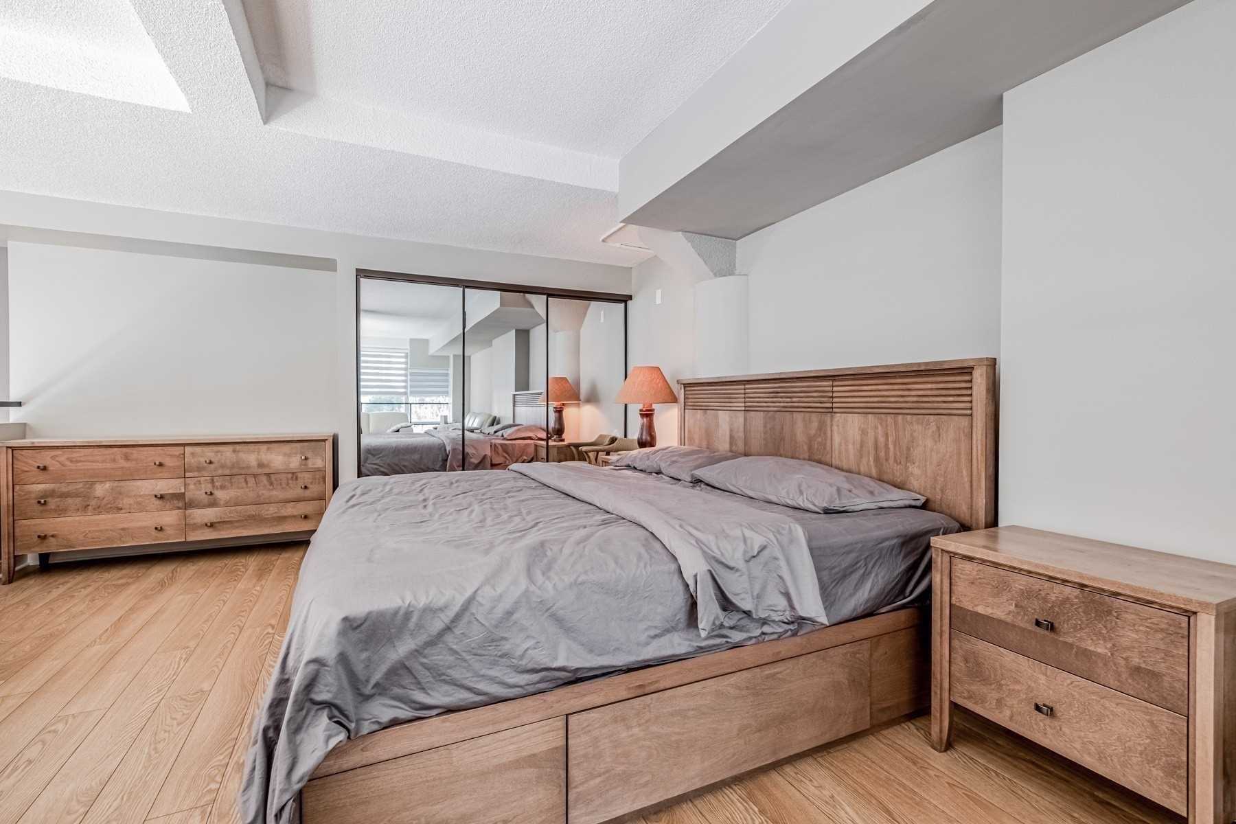 300 Manitoba St, #309