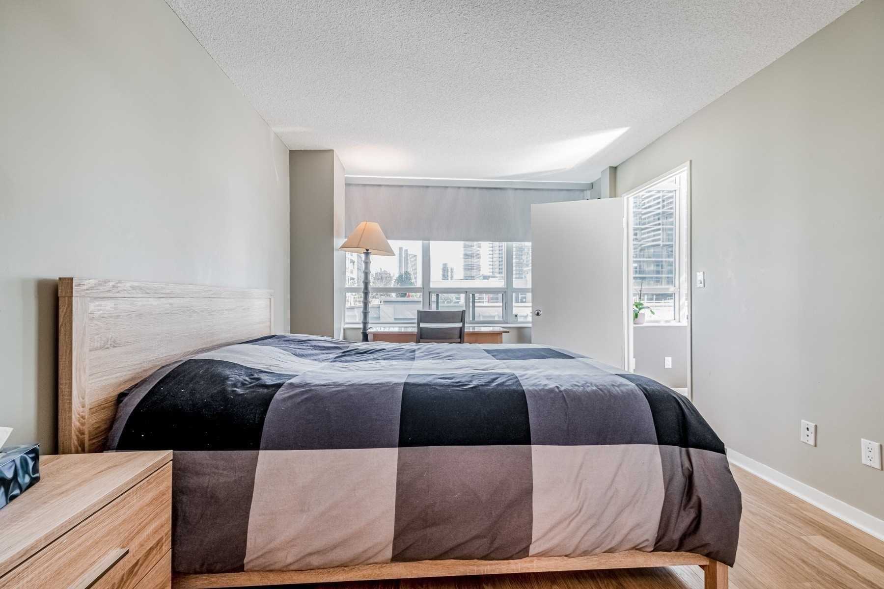300 Manitoba St, #309