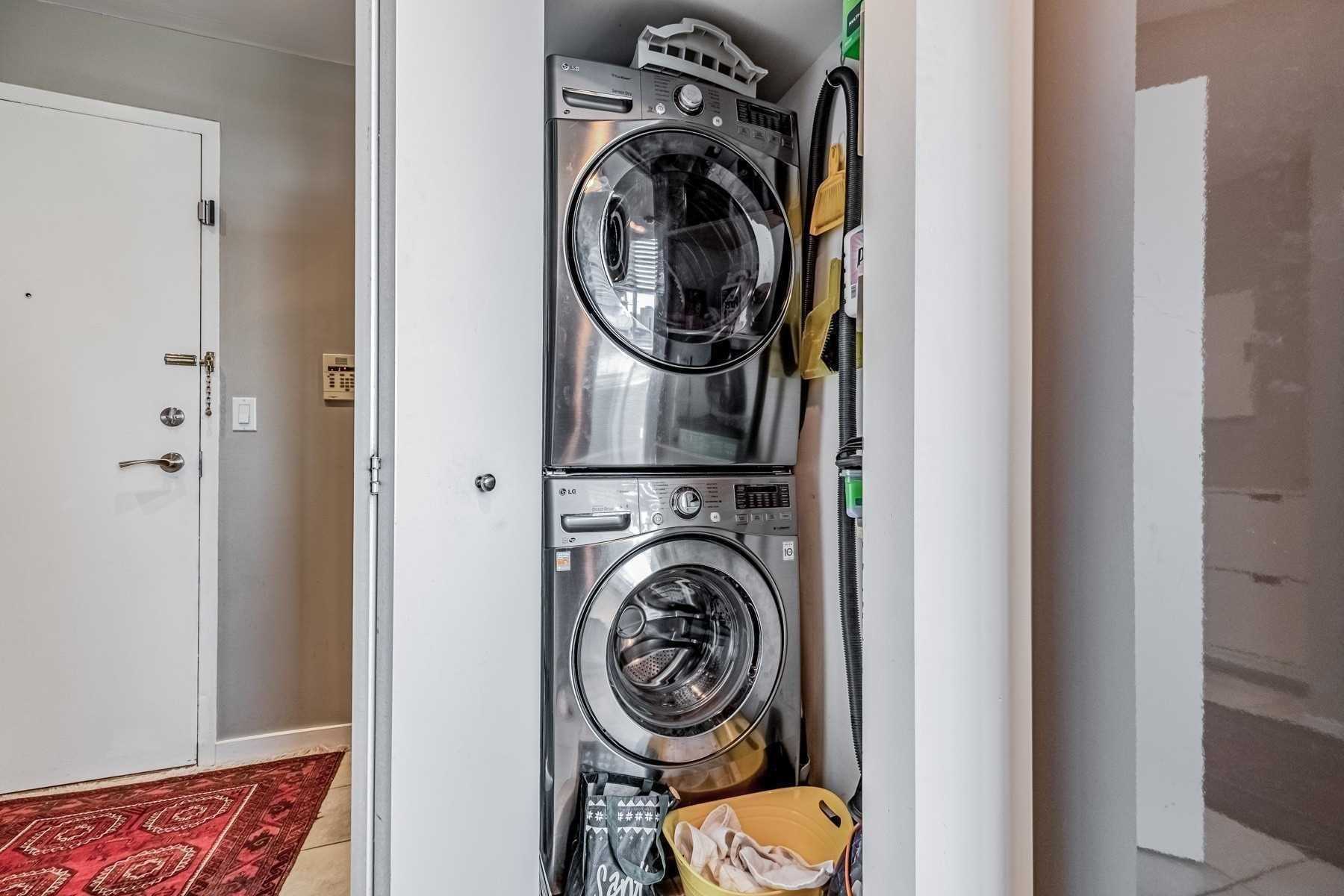 300 Manitoba St, #309