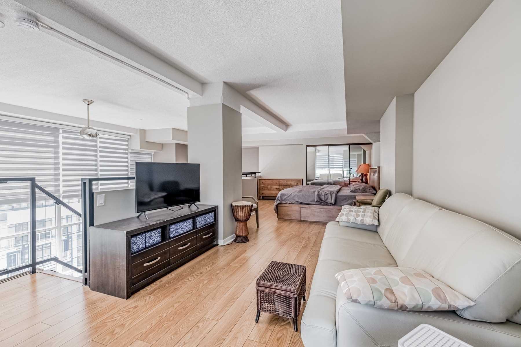 300 Manitoba St, #309