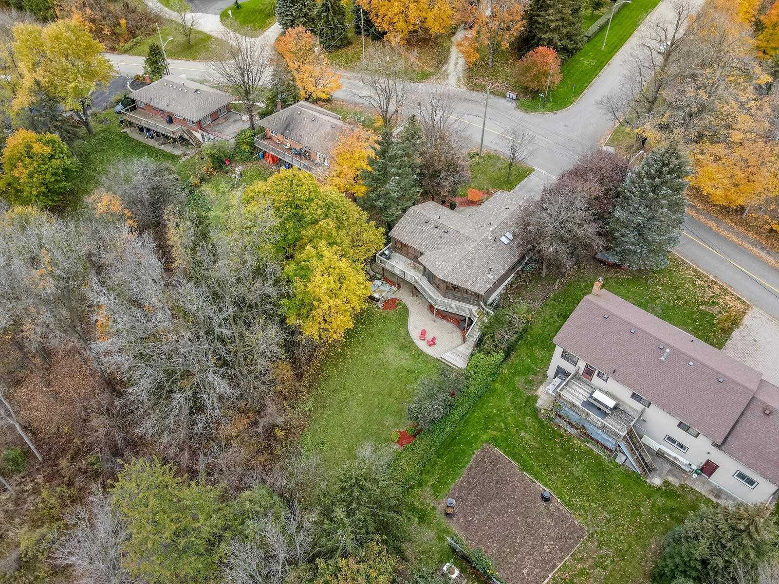 13 Stewarttown Rd