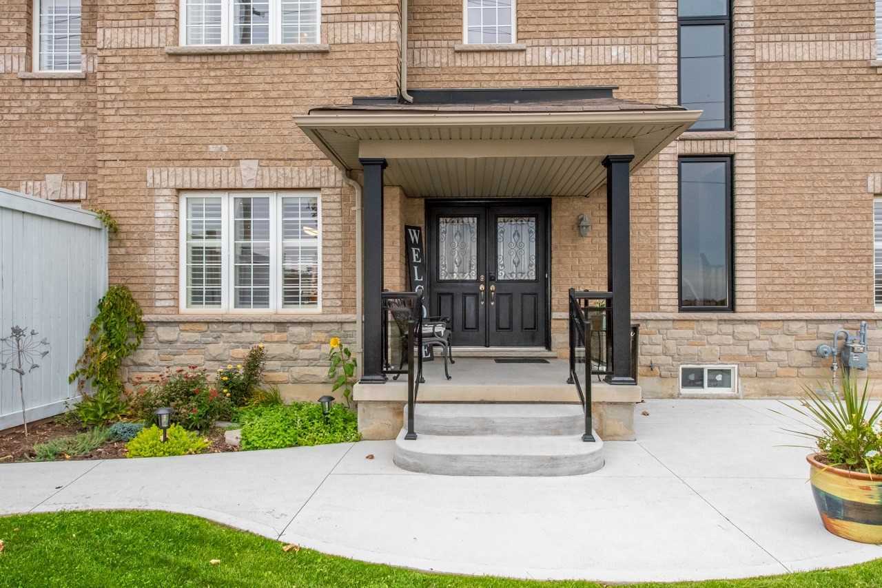 21 Chetholme Pl