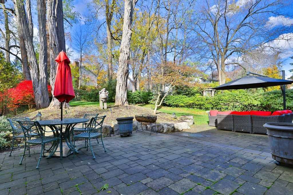 1267 Cambridge Dr