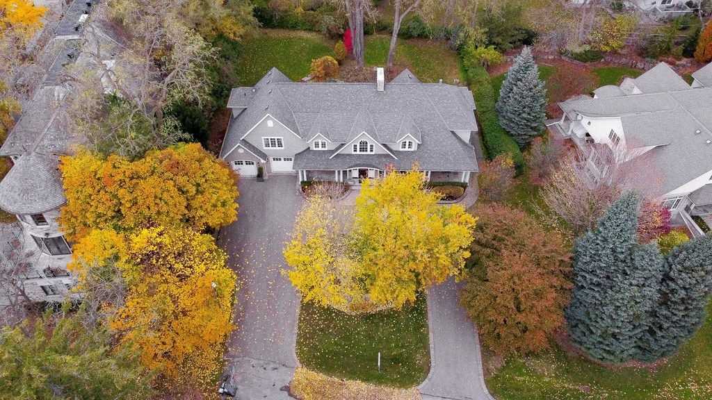1267 Cambridge Dr